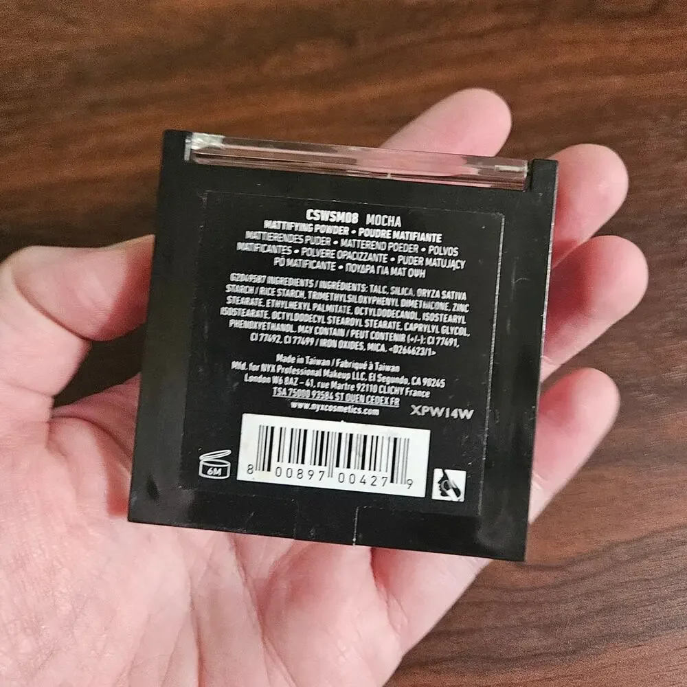 NYX Can't Stop Won't Stop Mattifying Powder MOCHA
